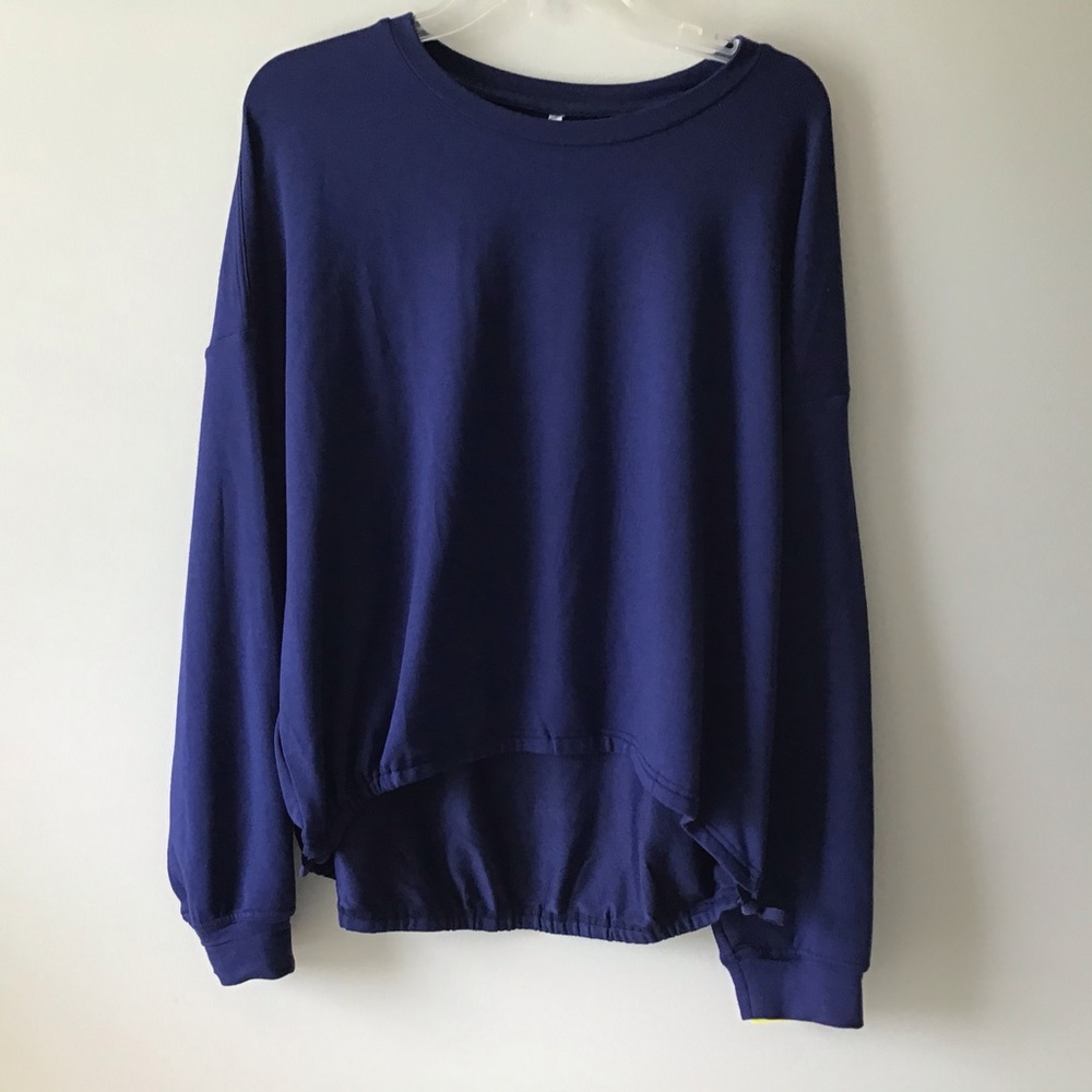 Top Activewear XL Navy Fabletics. EUC
